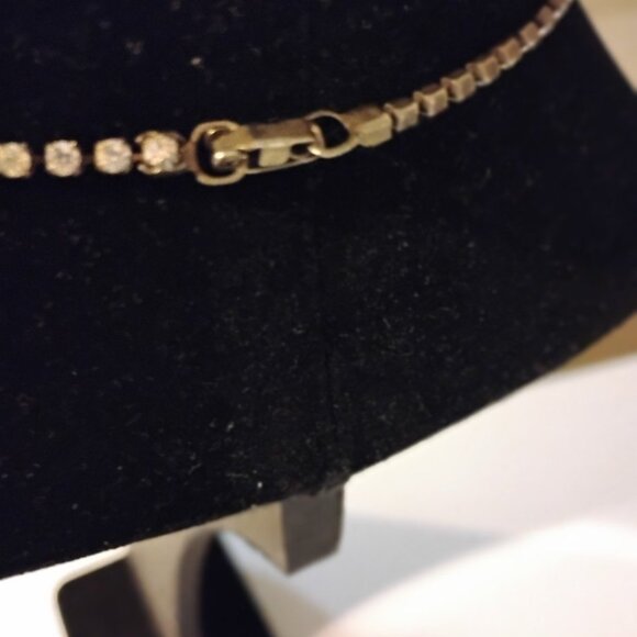 Silver tone Rhinestones Clear Sparkly Crystals Necklace Charms Pendant 7.5' - Picture 10 of 11